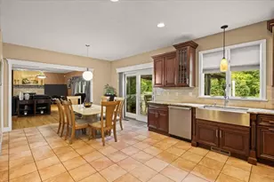 84 Jane Howland Dr, Seekonk, MA 02771 - Photo 9