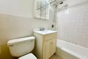 123 Sewall Ave, Brookline, MA 02446 - Photo 9