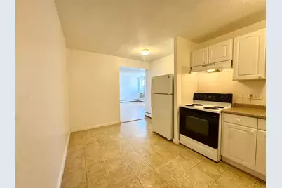 123 Sewall Ave #3F, Brookline, MA 02446 - Photo 3