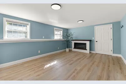 8 Yale St, Groveland, MA 01834 - Photo 19