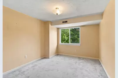 175 Littleton Road #B6, Chelmsford, MA 01824 - Photo 13