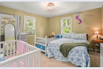 88 Bell St, North Brookfield, MA 01535 - Photo 13