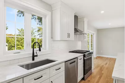 15 Reardon Rd, Billerica, MA 01821 - Photo 3