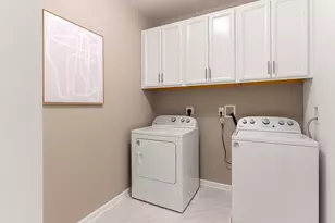 8310 Peters Farm Way, Westborough, MA 01581 - Photo 15