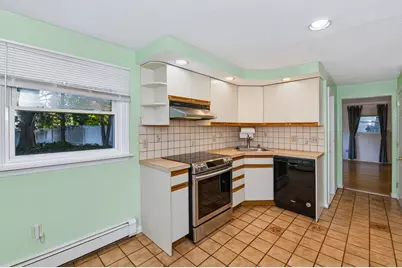 14 Cunningham Dr, Framingham, MA 01701 - Photo 11