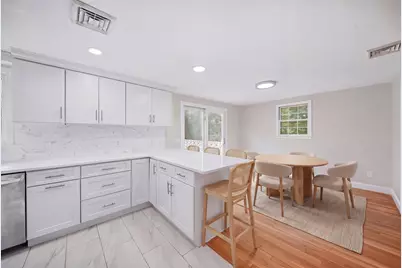 15 Maplewood Rd, Tewksbury, MA 01876 - Photo 5