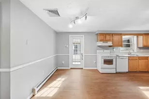 140 Town Farm Rd, Brookfield, MA 01506 - Photo 15