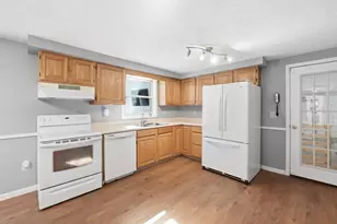 140 Town Farm Rd, Brookfield, MA 01506 - Photo 17