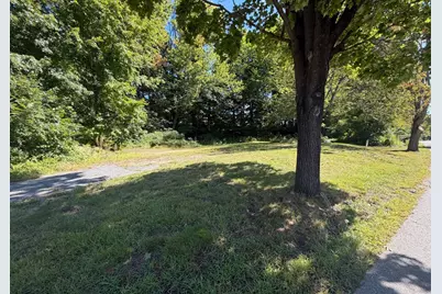 51 Rigby St, Clinton, MA 01510 - Photo 1