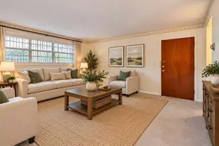 20 Williamsburg Ct, Shrewsbury, MA 01545 - Photo 11