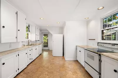 154 High St, Newburyport, MA 01950 - Photo 25