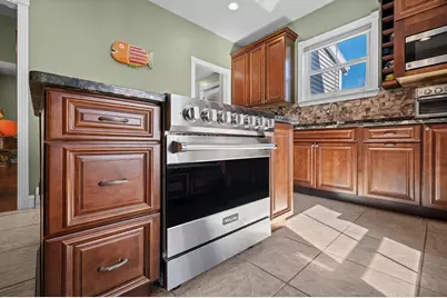 181 Main, Kingston, NH 03848 - Photo 11