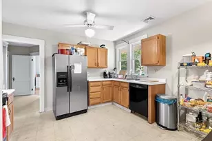 8 Murray Hill Rd, Malden, MA 02148 - Photo 1