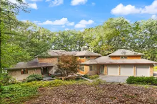 42 Great Pond Dr, Boxford, MA 01921 - Photo 1