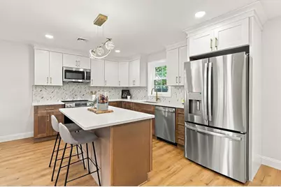 223 Jenckes, Woonsocket, RI 02895 - Photo 5