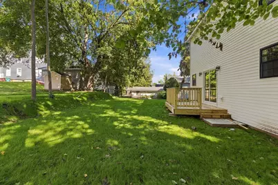 223 Jenckes, Woonsocket, RI 02895 - Photo 39