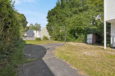 164 Burrill St, Swampscott, MA 01907 - Photo 33