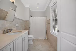 68 W Hill Ave, Melrose, MA 02176 - Photo 17