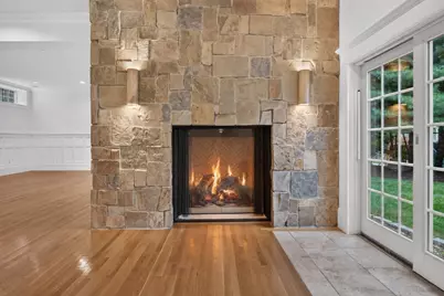 68 W Hill Ave, Melrose, MA 02176 - Photo 31