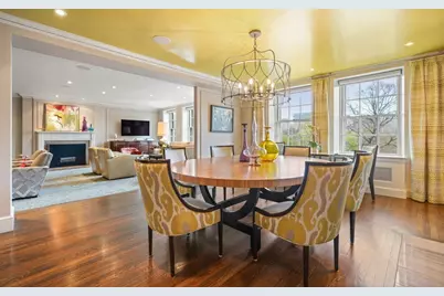 81 Beacon Street #5, Boston, MA 02108 - Photo 9