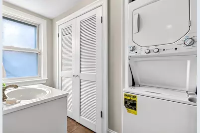 139 W 6th St #2, Boston, MA 02127 - Photo 19