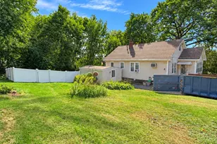 16 Winnipeg St, Worcester, MA 01607 - Photo 21