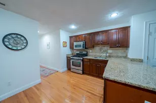 10 Cunningham Ln, Billerica, MA 01821 - Photo 3