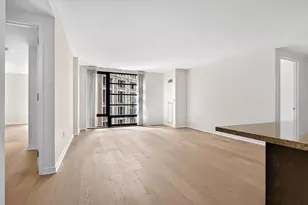 580 Washington St, Boston, MA 02111 - Photo 3