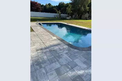 10 Radcliff Lane, Dartmouth, MA 02747 - Photo 11
