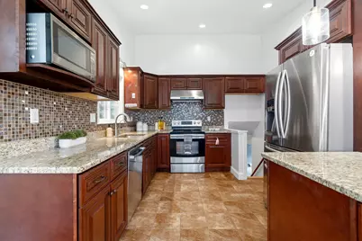 22 Harbell St, Lexington, MA 02421 - Photo 5