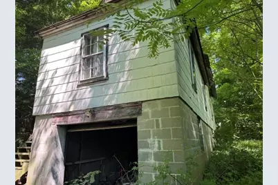 327 E Main St, East Brookfield, MA 01515 - Photo 9