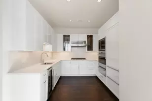 22 Liberty Dr, Boston, MA 02210 - Photo 9