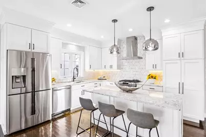 259 Oakwood Ave, Revere, MA 02151 - Photo 11