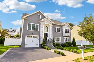 259 Oakwood Ave, Revere, MA 02151 - Photo 3