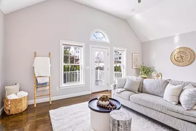 259 Oakwood Ave, Revere, MA 02151 - Photo 7