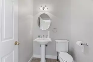 51 Lawrence Dr, Franklin, MA 02038 - Photo 19