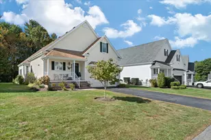 51 Lawrence Dr, Franklin, MA 02038 - Photo 3