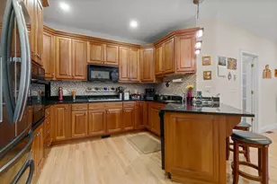 51 Carriage Hill Cir, Southborough, MA 01772 - Photo 15