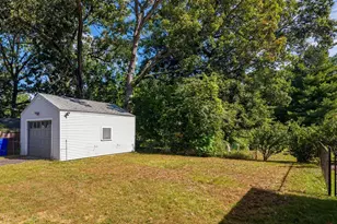 23 Schley St, Springfield, MA 01109 - Photo 35