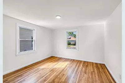 23 Schley St, Springfield, MA 01109 - Photo 17