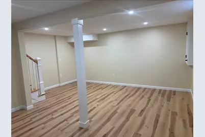 11 Maitland Ave, Lowell, MA 01851 - Photo 11