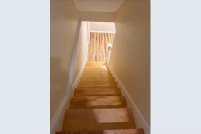 11 Maitland Ave, Lowell, MA 01851 - Photo 9