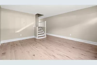 31 Farrwood Dr #31, Haverhill, MA 01835 - Photo 5