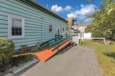 22 Barry St, Boston, MA 02136 - Photo 5