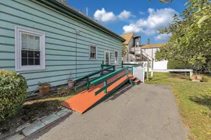 22 Barry St, Boston, MA 02136 - Photo 5