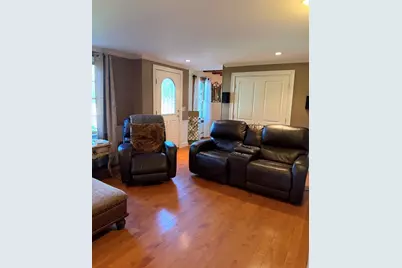 15 Tobisset St, Mashpee, MA 02649 - Photo 31