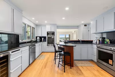 10 Crowninshield Road, Marblehead, MA 01945 - Photo 15