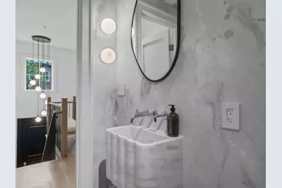 555 E Broadway, Boston, MA 02127 - Photo 13