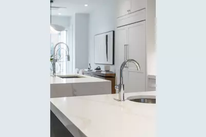 555 E Broadway, Boston, MA 02127 - Photo 5