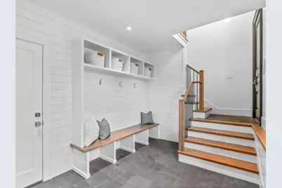 555 E Broadway, Boston, MA 02127 - Photo 33